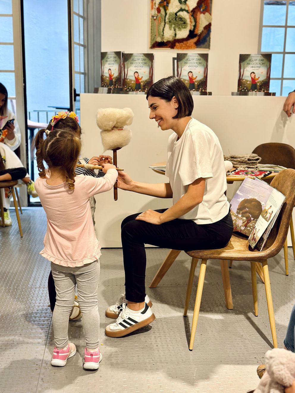 Autentični predmeti sa sela korišćeni tokom čitalačke radionice